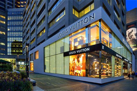 louis vuitton bloor street west.